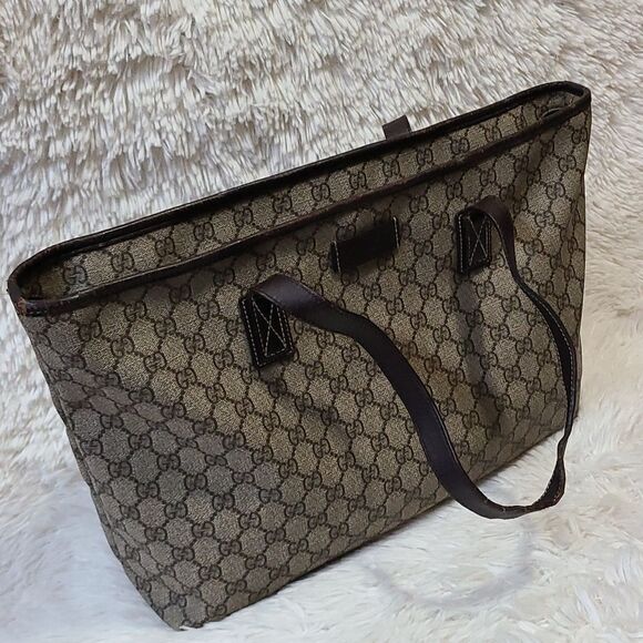 💯 Authentic Gucci Tote Bag 🍀 - Picture 3 of 16